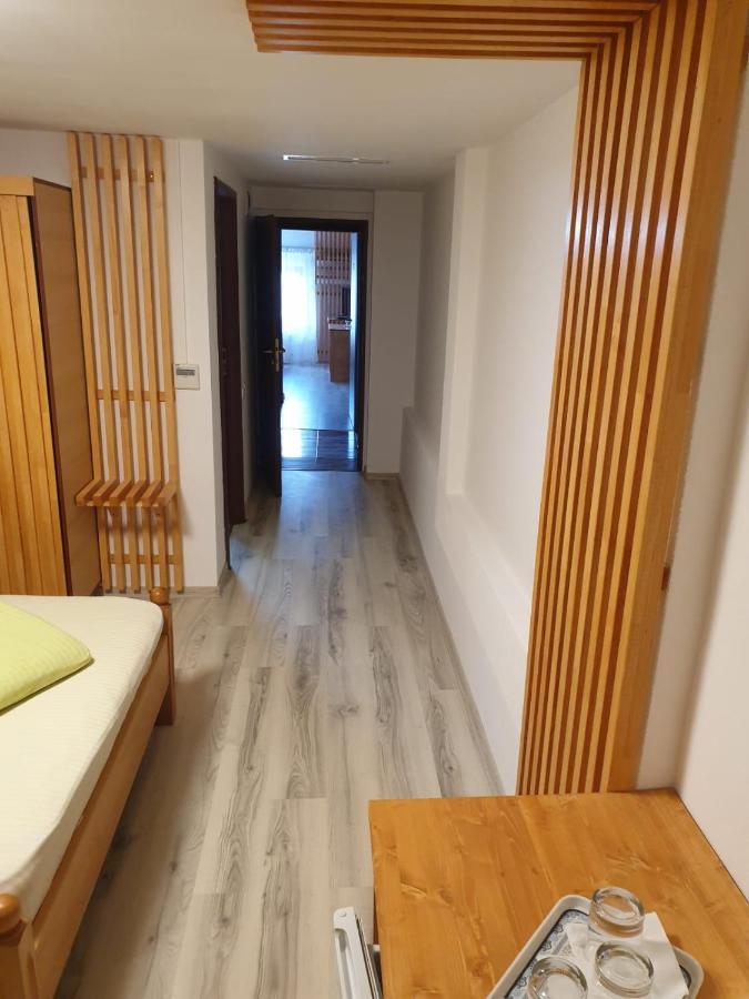 Motel Mesterul Manole Curtea de Argeş Extérieur photo